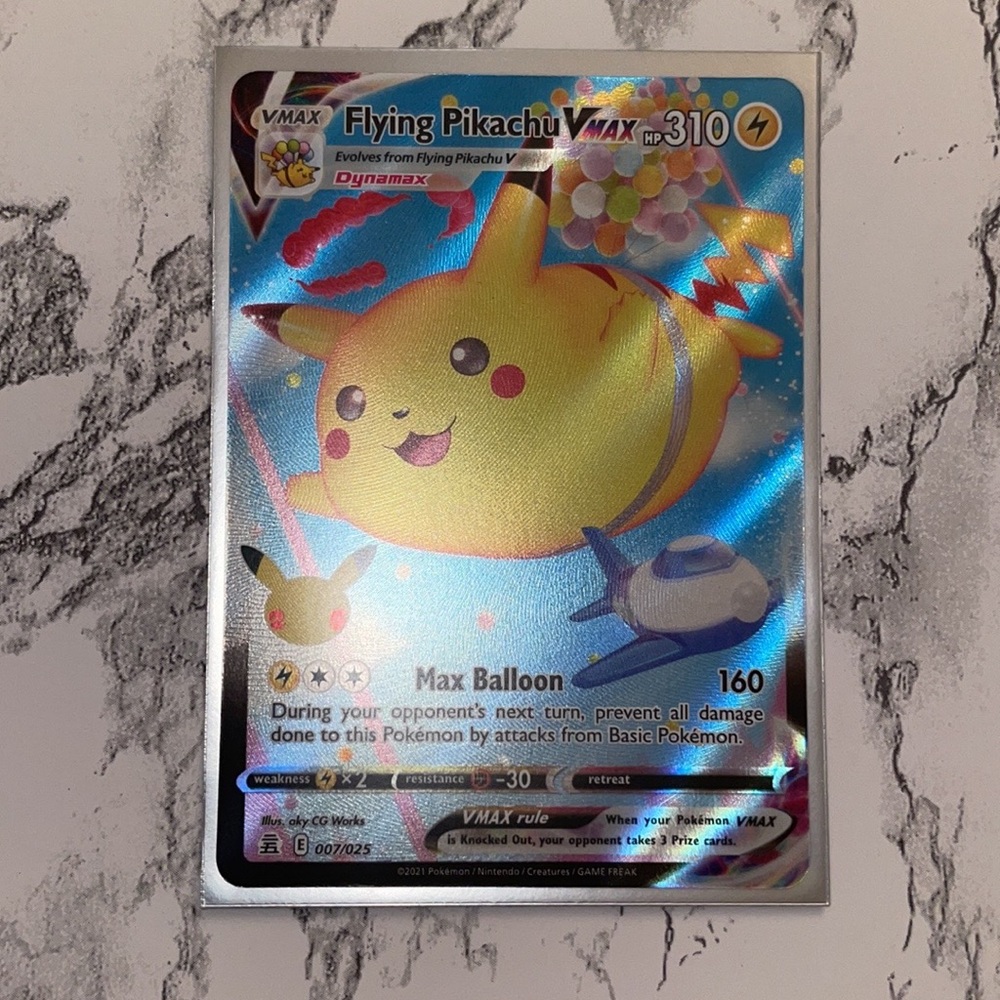 Flying Pickachu - Picture 1 of 2